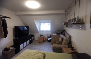 Wohnung mieten in 51105 Humboldt-Gremberg, Single-Dachgeschosswohnung in Köln-Humboldt