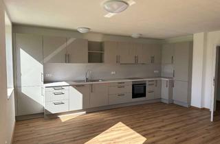 Wohnung mieten in 87727 Babenhausen, Ihr neues Zuhause: stilvolle Erdgeschosswohnung mit 110 m² und Garage