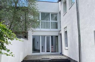 Wohnung mieten in Escher Straße 127, 50739 Bilderstöckchen, Moderne 5-Zimmer-Wohnung mit großer Terrasse in Innenhoflage – ideal für Familien oder WGs