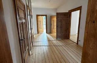 Wohnung mieten in 96450 Coburg, Großzügige 6-Zimmer-Wohnung mit Balkon in Coburg Zentrum!