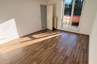 Wohnung mieten in Meldorfer Straße 184, 25746 Heide, 2 Zimmer Wohnung mit Dachterasse, EBK, Duschbad in Heide zu vermieten