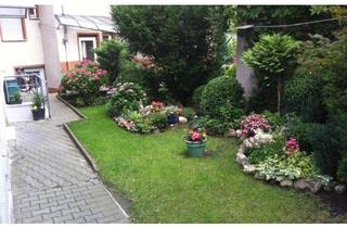 Wohnung mieten in Ulmer Straße 16, 86154 Oberhausen, Gemütliche, modernisierte 2-Zimmer-Wohnung. Augsburg-Oberhausen. Dachgeschoss.