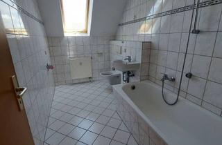 Wohnung mieten in Leopoldstr. 90, 06366 Köthen, Gemütliche 2-Zimmer-DG-Wohnung mit Blick ins Grüne