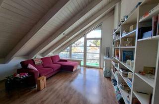 Wohnung mieten in 72124 Pliezhausen, Helle 4-Zimmer Dachgeschoss-Wohnung mit Balkon und Garage inklusive in Pliezhausen-Dörnach