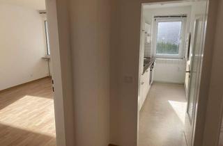 Wohnung mieten in 63263 Neu-Isenburg, Schöne 2-Zimmer-Wohnung mit Balkon in Neu-Isenburg