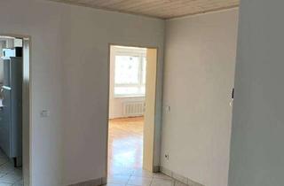 Wohnung mieten in 82110 Germering, Stilvolle, vollständig renovierte 4-Zimmer-Wohnung mit Balkon und EBK in Germering