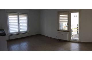 Wohnung mieten in Pfarrer-Rody-Straße 34, 52353 Düren, Gemütliche 32 m² Wohnung mit Balkon in Düren