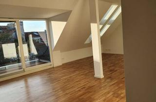 Wohnung mieten in Ackerstraße 14, 10115 Mitte, Exklusive, neuwertige 3-Zimmer-Dachgeschosswohnung mit lux. Innenausstattung mit Balkon und EBK