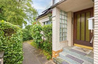 Doppelhaushälfte kaufen in 22880 Wedel, Doppelhaushälfte mit großem Garten – Erbpachtgrundstück in Wedel