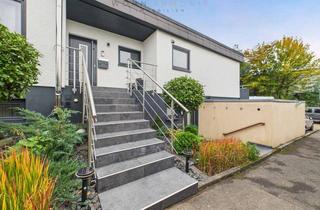 Haus kaufen in 71686 Remseck, Winkelbungalow mit ELW in ruhiger Lage von Hochdorf!