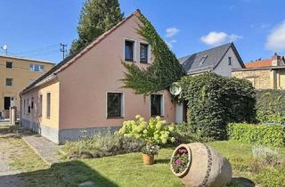 Haus kaufen in 01558 Großenhain, Wünschen Sie sich ein übersichtliches Haus mit einem kleinen Garten? - Dann kommen Sie gern näher ..