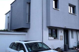 Doppelhaushälfte kaufen in 71139 Ehningen, Großzügige Doppelhaushälfte in Top-Lage – Luxus & Whirlpool inklusive