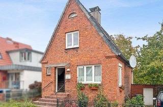 Einfamilienhaus kaufen in 23562 St. Jürgen, Erbbaurecht: Denkmalschutz: Kleines, gemütliches Einfamilienhaus in Lübeck - Siedlung Gärtnergasse