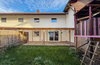 Reihenhaus kaufen in 83109 Großkarolinenfeld, Modernisiertes Reihenhaus mit Bergblick & Westgarten – Familienidyll in Großkarolinenfeld