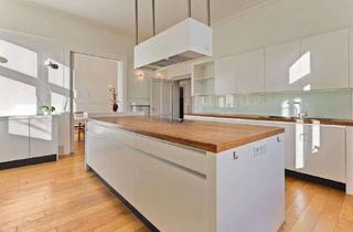 Villa kaufen in 65183 Wiesbaden, Exklusive Villa im historischen Stadtkern von Wiesbaden zu verkaufen!