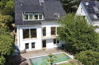 Einfamilienhaus kaufen in 58452 Witten, Stilvoll saniertes Einfamilienhaus in Witten-Bommern – Moderner Luxus mit Pool