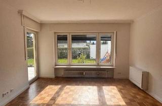Haus kaufen in 61440 Oberursel, Familienidylle in Oberursel-Eichwäldchen: Großzügiges Haus mit Garten