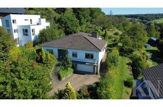 Haus kaufen in 66793 Saarwellingen, Freistehender Bungalow in Schwarzenholz – Wohnen auf einer Ebene mit weitläufigem Grundstück!