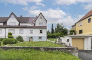 Doppelhaushälfte kaufen in 96450 Coburg, Eine Doppelhaushälfte mit Potenzial – Gestalten Sie Ihr neues Zuhause selbst