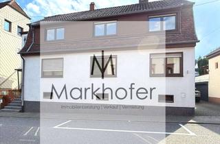 Haus kaufen in 66894 Bechhofen, Großzügiges Mehrgenerationenhaus mit Pool, Garten & 3 Garagen in Bechhofen