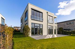 Haus mieten in 24376 Kappeln, Elegante und funktionale Villa mit entferntem Schleiblick