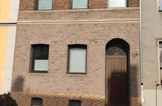 Haus mieten in 53332 Bornheim, Charmantes Reihenhaus in Bornheim mit 3,5 Zimmern