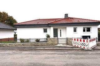 Haus mieten in Weinstraße 50, 61381 Friedrichsdorf, Modern saniertes, freistehendes Einfamilienhaus in ruhiger Lage von Burgholzhausen