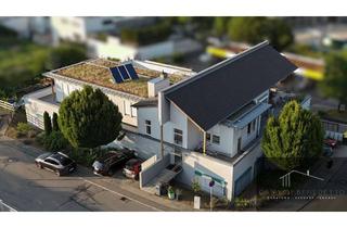 Gewerbeimmobilie kaufen in 73230 Kirchheim, Arbeiten & Wohnen vereint: Modernisiertes Haus mit Gewerbe & Dachterrasse und 9 Stellplätzen!