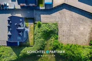 Grundstück zu kaufen in 28832 Achim, Uphusen | Seltenes Wohn- & Geschäftshaus mit großem Hinterhof & Autohalle