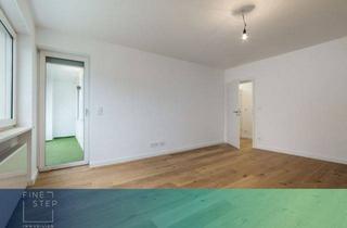 Wohnung kaufen in Tal, 80689 München, Attraktive und sanierte 4 - Zimmerwohnung mit wunderschönem Blick ins grüne - Vermietet