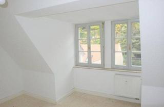 Wohnung mieten in Burgstraße, 01662 Meißen, Ab Dezember 2025: Einfache, kleine 3-Zimmer-Dachwohnung mit Badewanne in der Nähe vom Markt