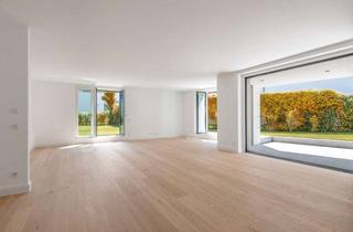 Wohnung kaufen in 80638 Neuhausen-Nymphenburg, Erstbezug in Stadtvilla: Familiengerechte 4-Zimmer-Wohnung mit Gartenparadies