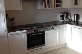 Wohnung mieten in 82008 Unterhaching, Schöne 2,5-Zimmer-Wohnung mit Balkon und EBK in Unterhaching