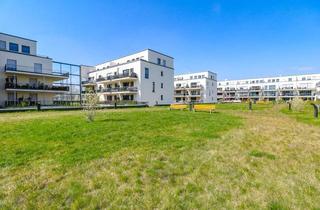 Wohnung mieten in Karlsbader Platz 14, 65197 Wiesbaden, Exklusives Gartenparadies: Lichtdurchflutete Erdgeschosswohnung mit zwei Terrassen und Markenküche