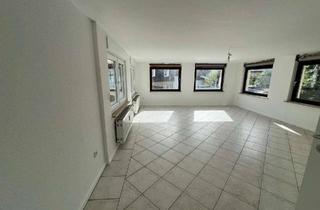 Wohnung mieten in Auf Der Hütte 14, 51597 Morsbach, Modernisierte 4-Zimmer Wohnung mit Wintergarten und Terrasse