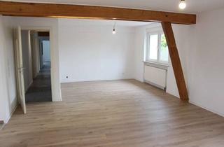 Wohnung mieten in 51688 Wipperfürth, Helle 4 Zimmer Wohnung mit Garage im Grünen