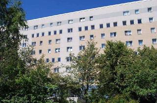 Wohnung mieten in Rostocker Straße 22, 03046 Ströbitz, Großzügige, sanierte Wohnung mit Blick in eine Gartenanlage