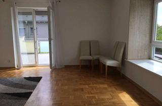 Wohnung mieten in 86163 Hochzoll, Attraktive 3-Raum-Wohnung mit EBK und Balkon in Augsburg nähe Hochzoll Bahnhof