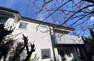 Wohnung mieten in Wiesenstraße 12, 01328 Weißig, Frisch sanierte 4-Zi. Wohnung mit Balkon in Dresden-Weißig