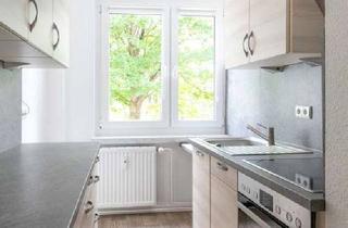 Wohnung mieten in Mendelejewstraße 35, 09599 Freiberg, Balkon, Einbauküche, perfekt für Senioren