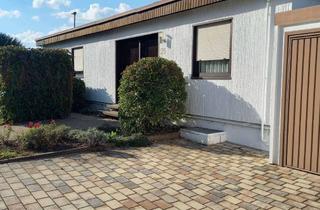 Haus kaufen in 74354 Besigheim, Freist. Bungalow mit ELW. in ruhiger Lage von Besigheim
