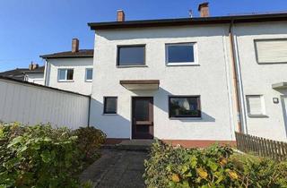 Haus kaufen in 89284 Pfaffenhofen, *** Charmantes Reihenmittelhaus mit Potenzial in Pfaffenhofen an der Roth ***