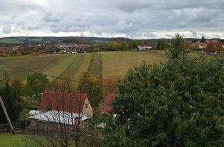 Haus kaufen in 07381 Pößneck, Zwei Häuser auf einem Grundstück – Vielseitigkeit, Platz und Potenzial!