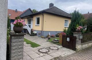 Haus mieten in Kirchstrasse 1a, 31028 Gronau, Moderner, großzügiger Bungalow mit ausgebautem Keller und schönem Garten in Gronau (Leine)