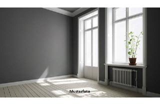 Wohnung kaufen in 58553 Halver, 4-Zimmer-Altbau-Wohnung