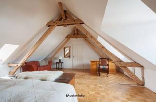 Wohnung kaufen in 74635 Kupferzell, Charmante 3-Zimmer-Wohnung mit Balkon in Top-Wohnlage