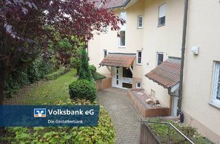 Wohnung kaufen in 78239 Rielasingen-Worblingen, *** Vermietete, helle Dachgeschosswohnung mit Balkon, TG-Stellplatz und Weitblick in Worblingen! ***