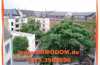 Wohnung mieten in Äußere-Plauensche-Straße, 08056 Zwickau, 2-Zimmer-Dachgeschoss-Maisonetten-Wohnung mit BALKON und EINBAUKÜCHE mitten im Herzen von Zwickau