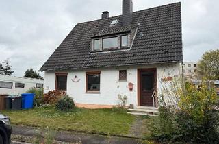 Haus kaufen in 40721 Hilden, Hilden - Freistehendes Haus mit großem Grundstück