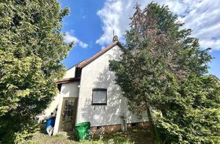 Doppelhaushälfte kaufen in 70499 Stuttgart, Stuttgart - Kleine 3-Zi.-DHH mit Gartenhaus, sonniges & großzügiges Grundstück in zentraler Lage